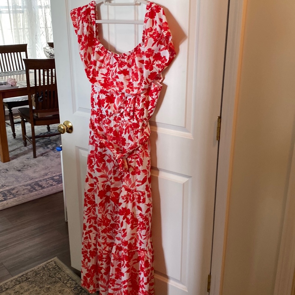 Lane Bryant size 26/28W beautiful red and white dress with belt. Never worn.